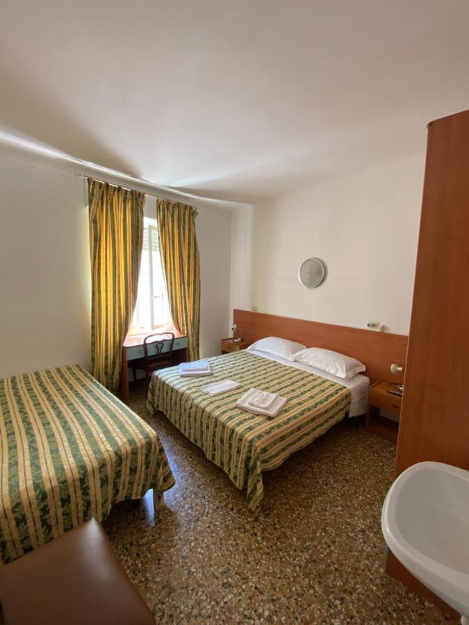 Hotel Primavera Sanremo Exterior foto