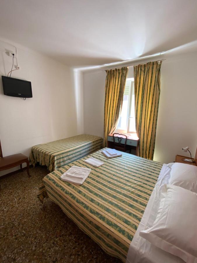 Hotel Primavera Sanremo Exterior foto